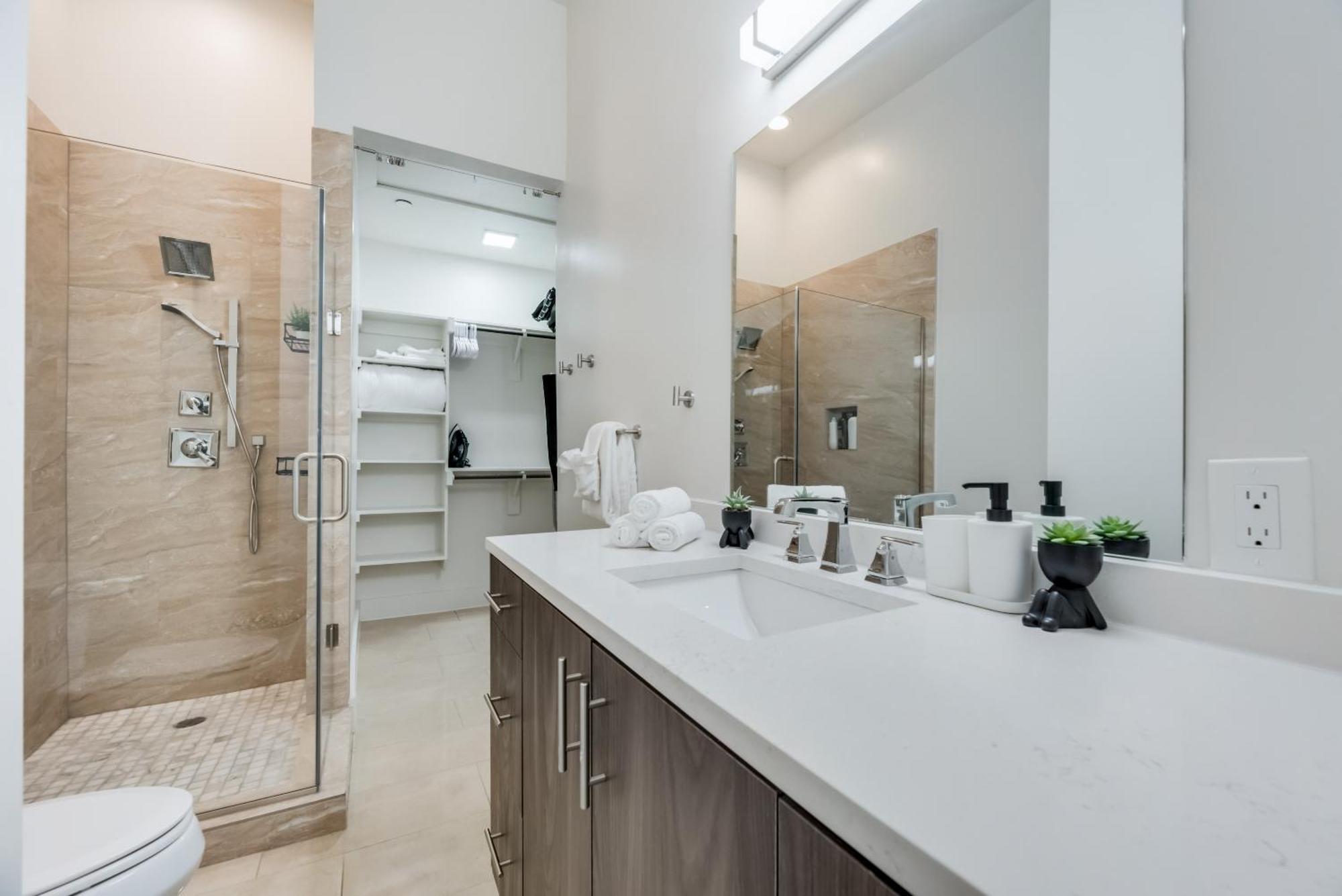Contemporary 2Br I Gym I Parking I Workspace Ντάλλας Εξωτερικό φωτογραφία
